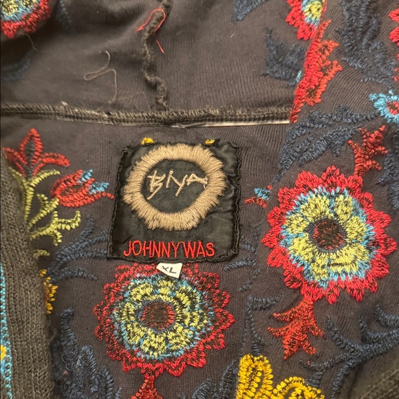 Johnny Was Multicolor Embroidered Hooded Cape - Picture 2 of 5